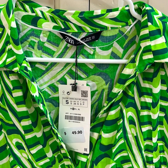 (NWT) Zara Long Sleeved Green Dress - Picture 5 of 5